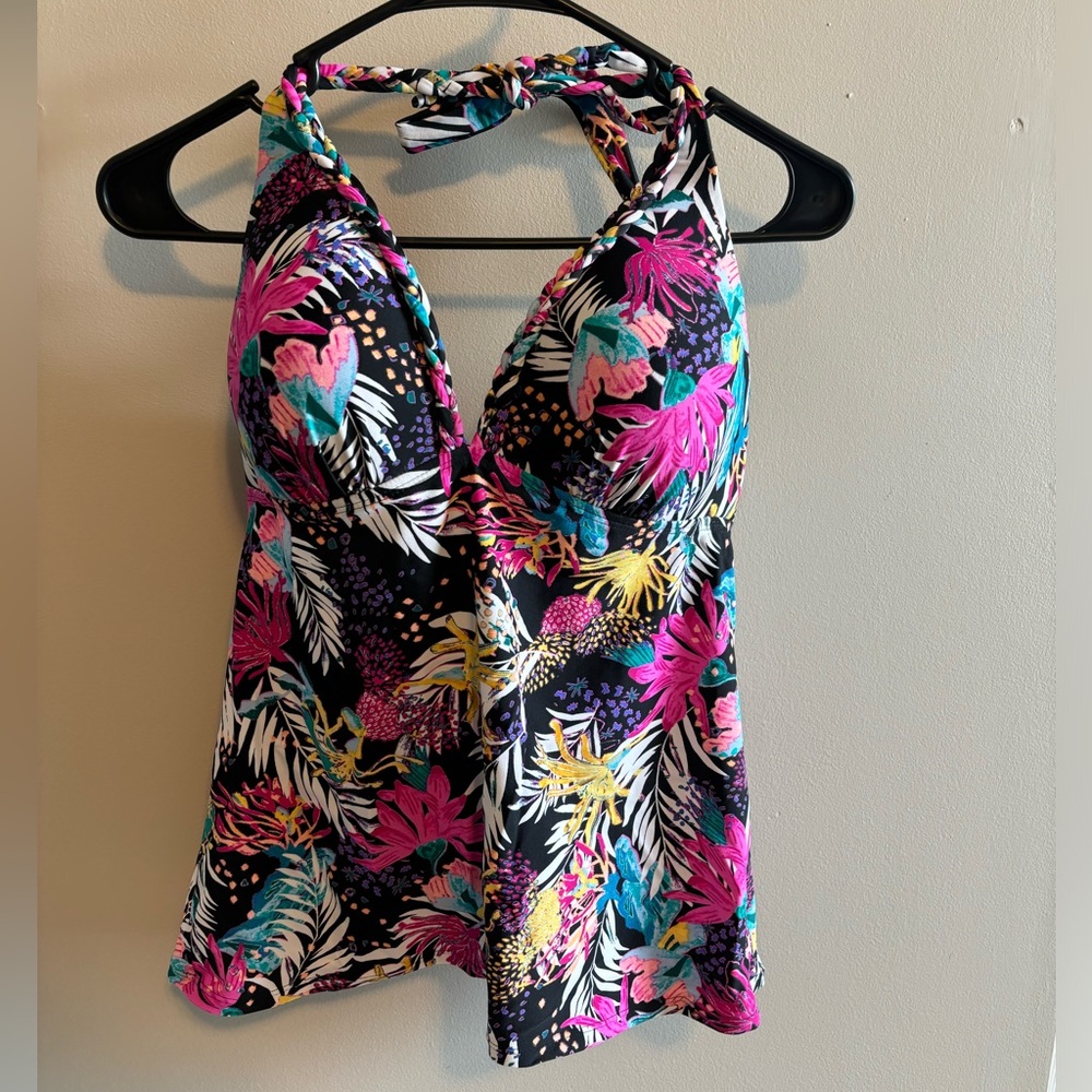 Malibu Dream Girl Floral Halter Tankini
